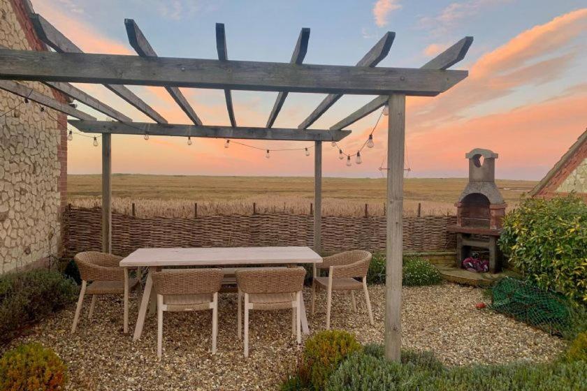 Marsh Retreat Brancaster Exterior photo